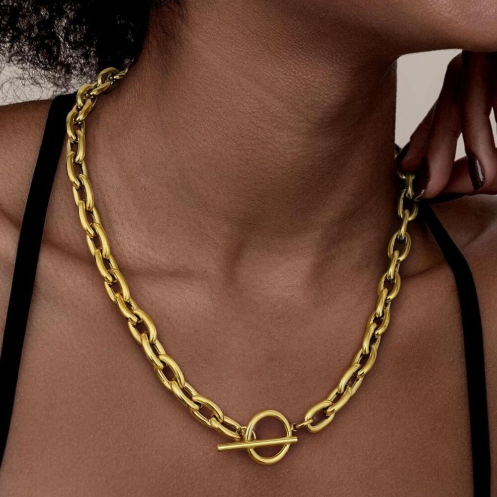 18k Gold Plated Stainless Steel Chic Chain Necklace with Toggle Clasp 011626